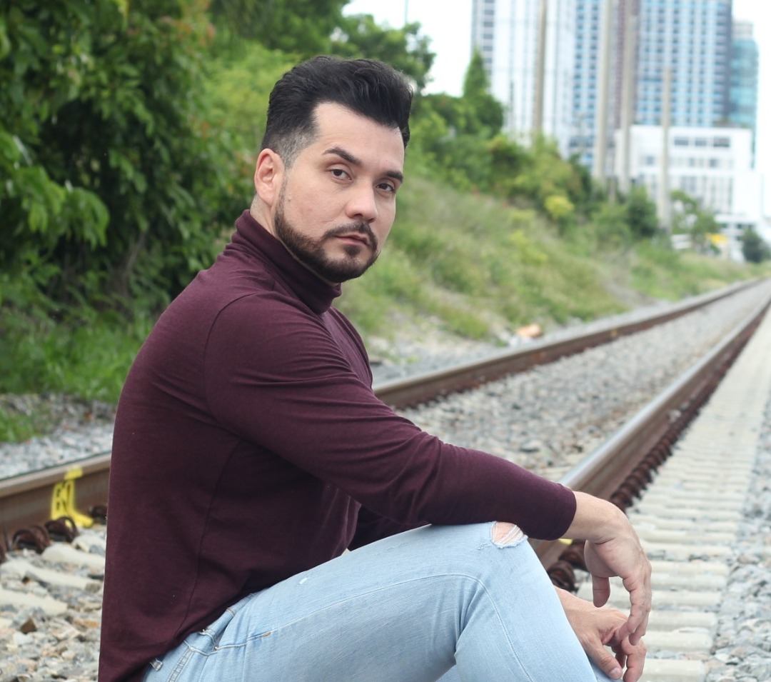 Te Lo Dije, Es lo Nuevo de Novaro.