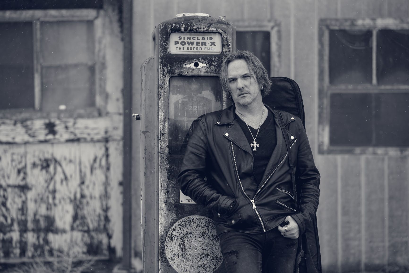 JORGE CID ENCIENDE LOS “LATIDOS” DE “ENEAMIGAS”