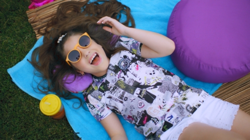 ANABELLA QUEEN NOS PRESENTA “AL REVES”